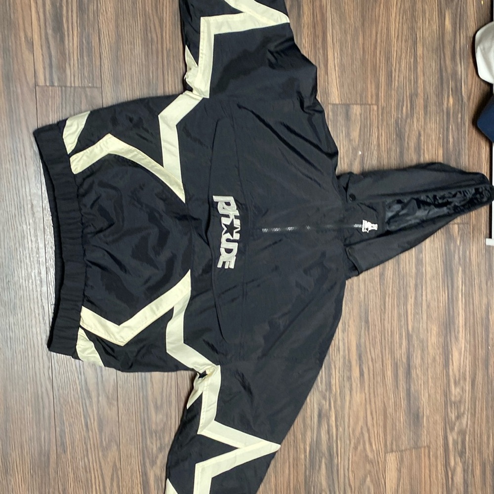 Starter jacket and adult small black and vanilla white star vintage style